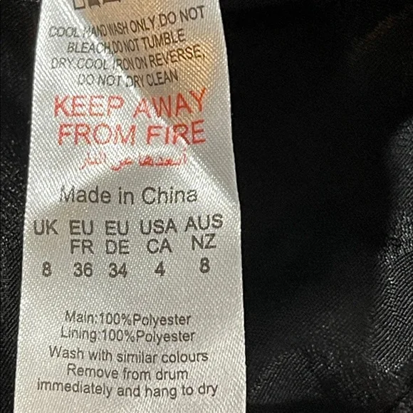 PRETTY LITTLE THING BLACK CRINKLE CUP DETAIL TIERED SKIRT SKATER DRESS SIZE 4 - Picture 12 of 15